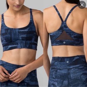 Lululemon train times sports bra size 10